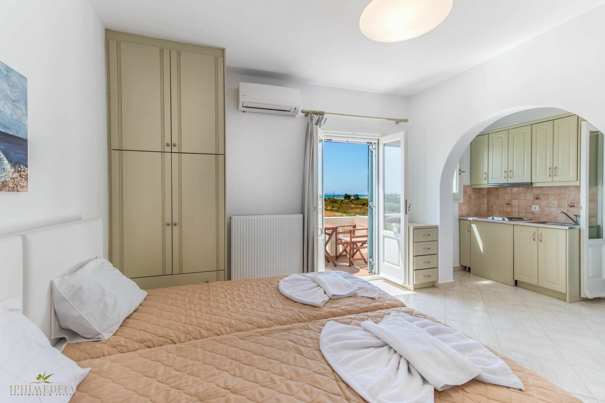 Appartamento Iphimedeia Luxury & *